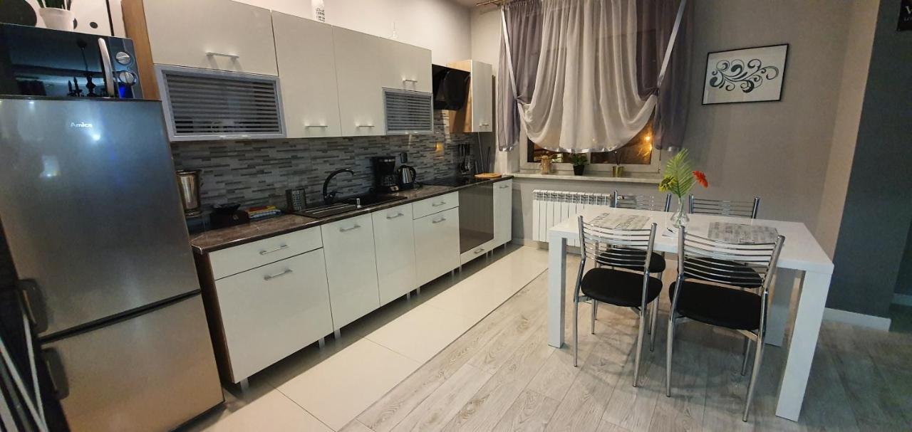Apartamenty Sofija Deluxe Centrum Zielona Góra Exterior foto