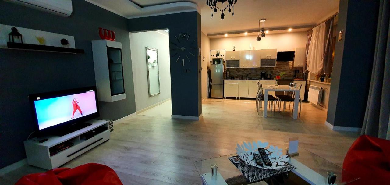 Apartamenty Sofija Deluxe Centrum Zielona Góra Exterior foto