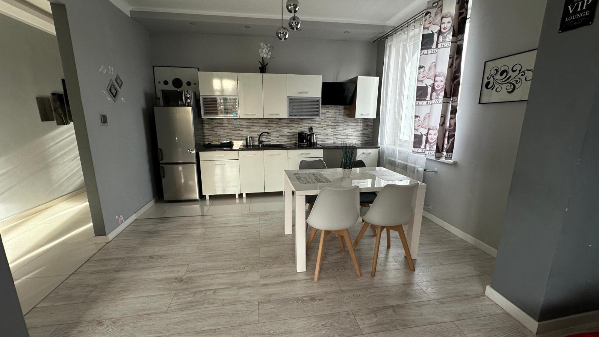 Apartamenty Sofija Deluxe Centrum Zielona Góra Exterior foto
