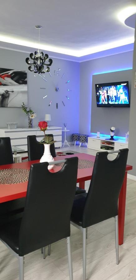 Apartamenty Sofija Deluxe Centrum Zielona Góra Exterior foto